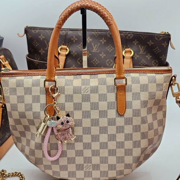 Authentic Louis Vuitton Lock & Key with unbranded Bagcharm, Keycharm, Keychain - Picture 9 of 9